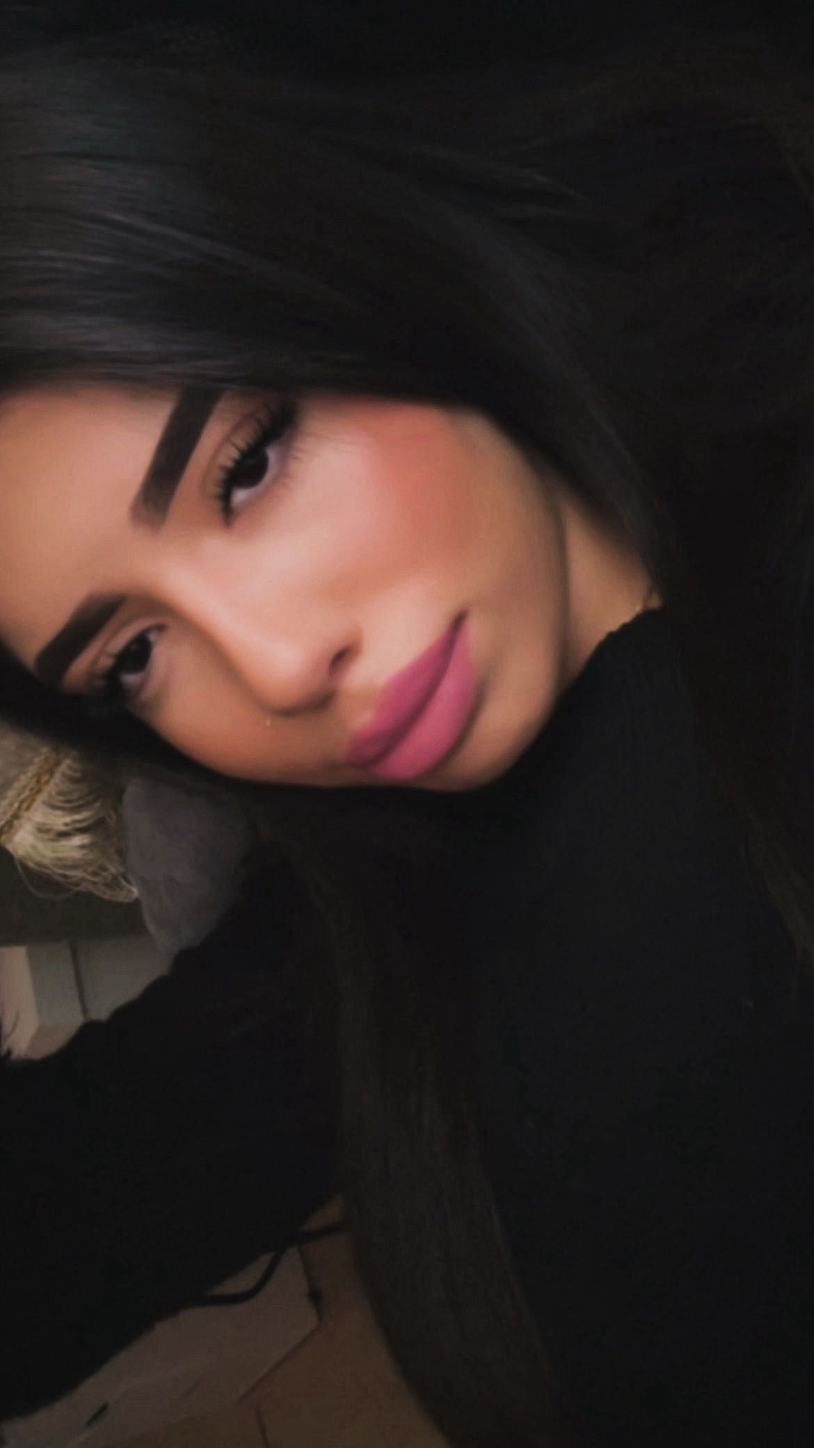 Dounya B.